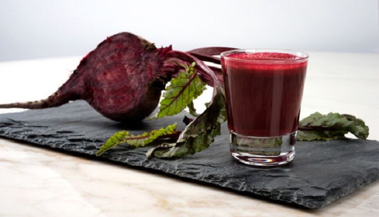 تناول الأطعمة الصحية يساهم في علاج الضغط المرتفع