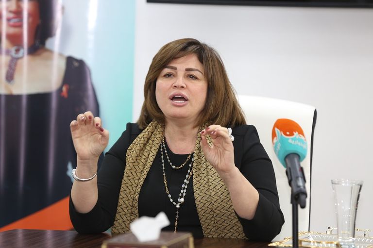 الممثلة المصرية إلهام شاهين خلال ندوة 