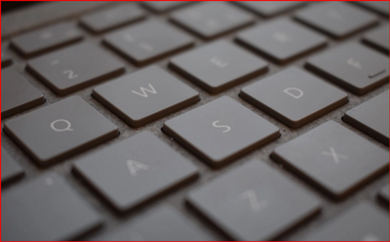 جهاز سيرفس لابتوب 2 من مايكروسوفت