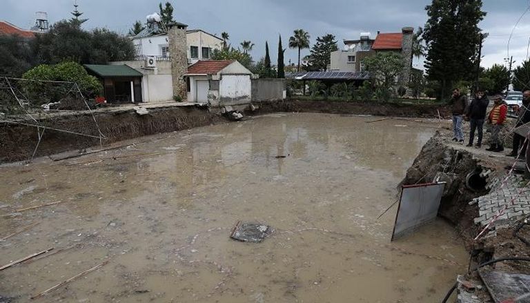 السيول تقتل 4 أشخاص في قبرص