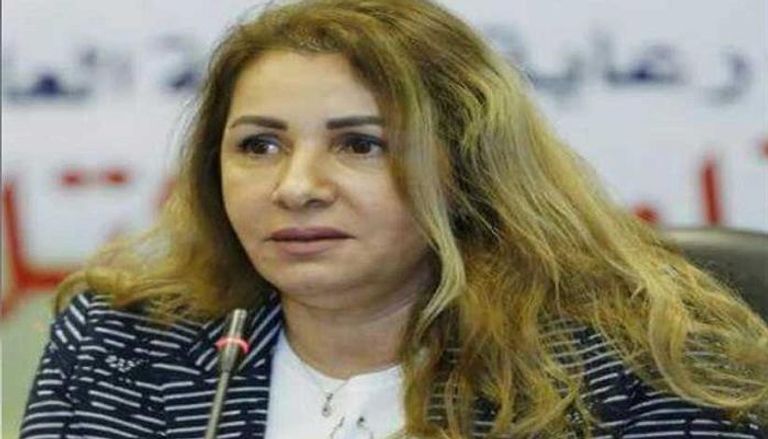 الدكتورة دينا الظاهر مديرة إدارة السياحة والنقل بالجامعة العربية