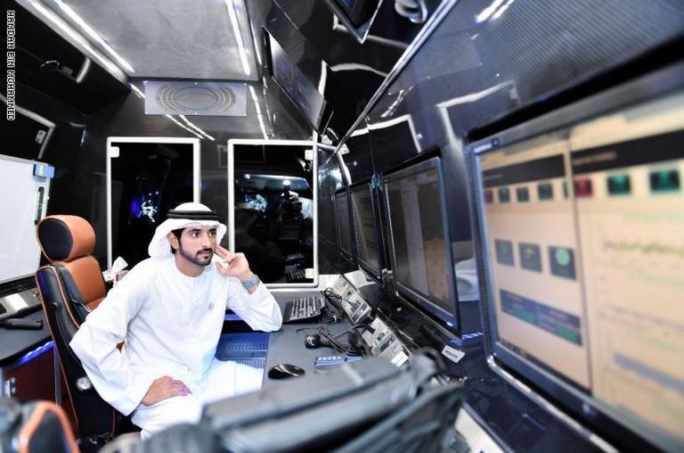 وحدات النقل المستقبلية في دبي.. معلقة بين الأبراج الشاهقة - صورة 1