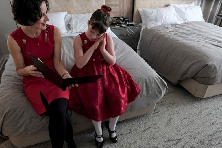 بريجيت هارينجتون ووالداها