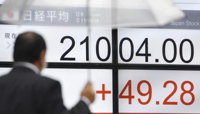 المؤشر الياباني يصعد رغم ضغوط الحرب التجارية