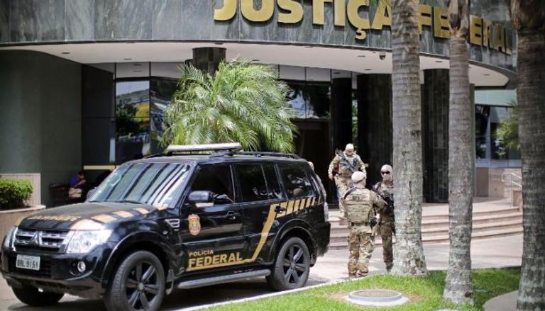 قوات الشرطة أحبطت السطو على مصرفين بالبرازيل