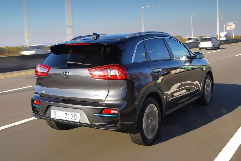 السيارة كيا E-Niro الكهربائية الجديدة
