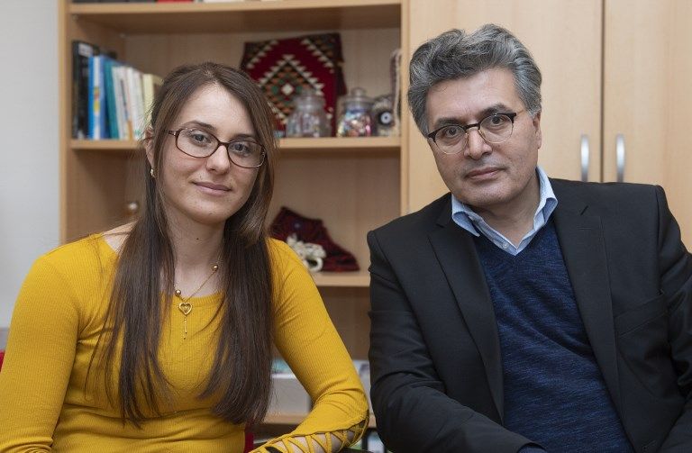 الشابة الإيزيدية لويزة في العيادة الطبية بألمانيا