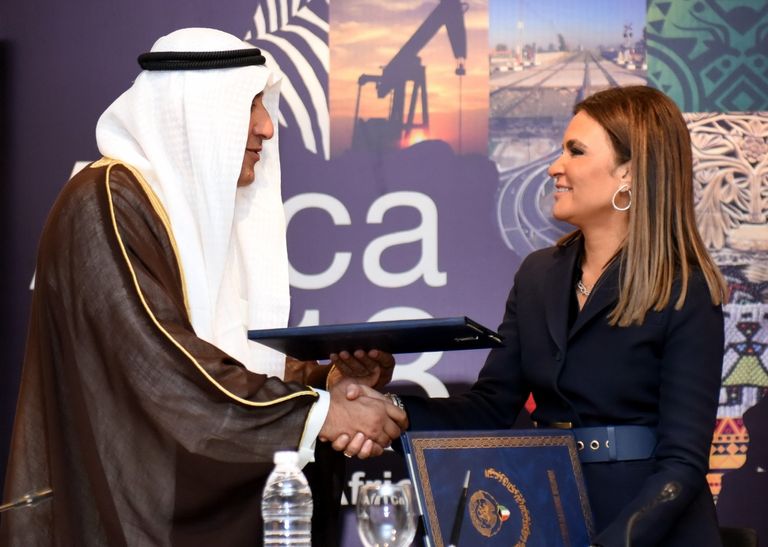 مصر والصندوق الكويتي للتنمية يوقعان اتفاقيتين بقيمة 2.28 مليار جنيه