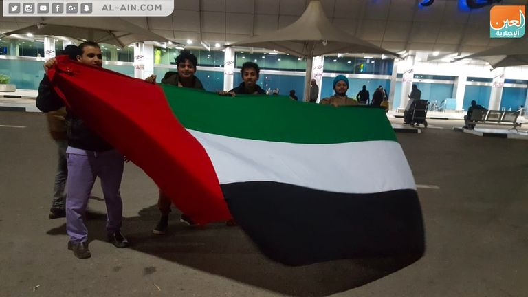 استعدادات لاستقبال الجرحى بمطار القاهرة