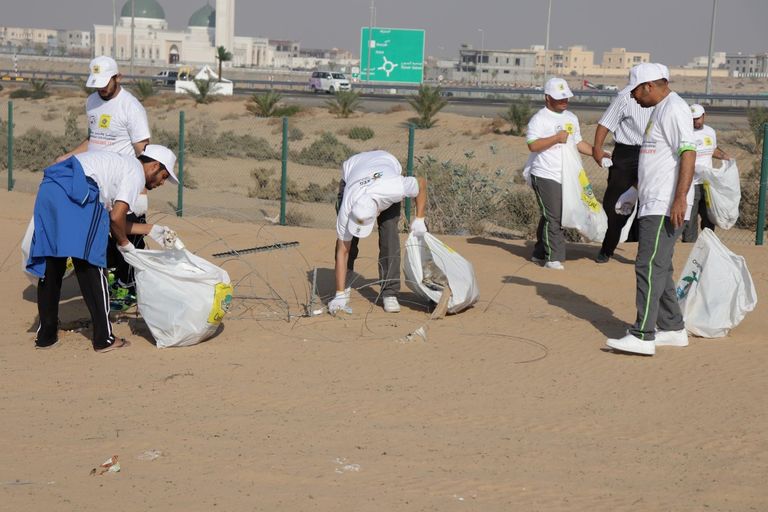 حملة "نظفوا الإمارات 2018"