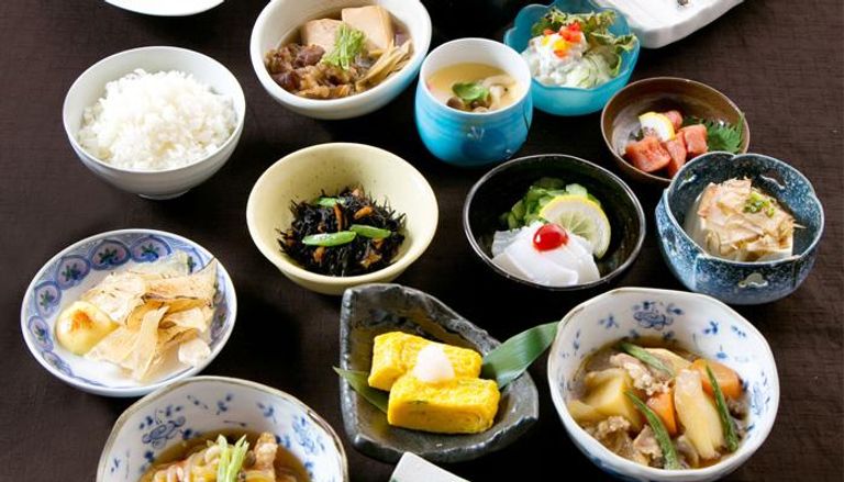 الأطعمة المختلفة التي تقدمها ياماشيتا - صورة أرشيفية