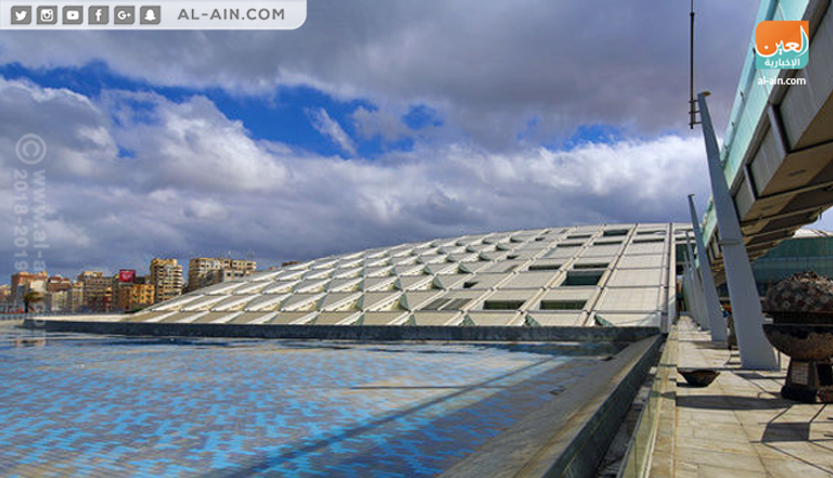 دكتور خالد عزب في ندوة