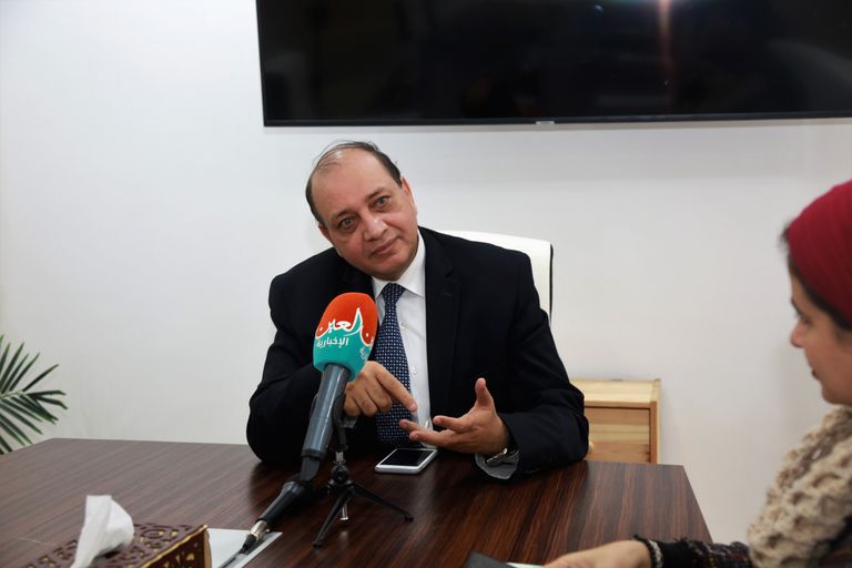 دكتور خالد عزب في ندوة