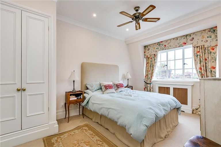 شقة كيت ميدلتون دوقة كامبريدج وشقيقتها بيبا