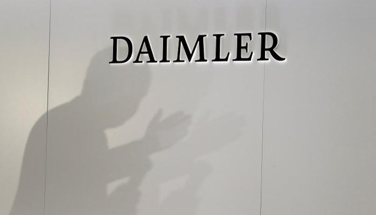 شعار شركة دايملر - رويترز