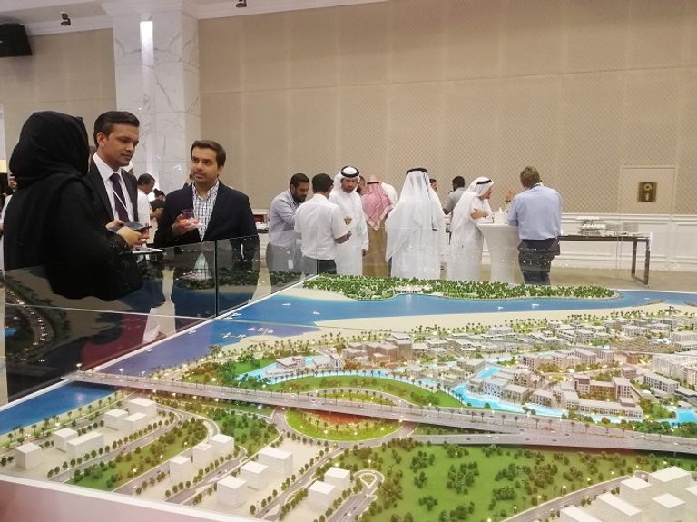 الجلسة الافتتاحية لمنتدي الشارقة للاستثمار