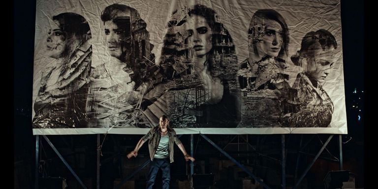 مشهد من فيلم "رجل وثلاثة أيام"