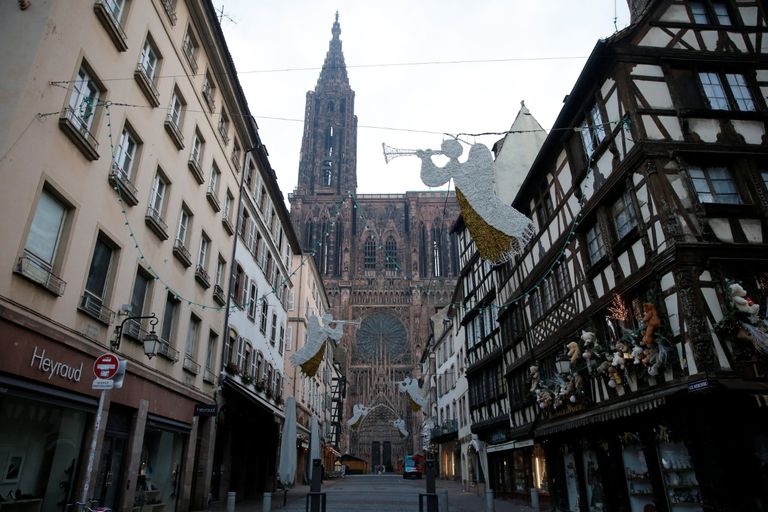 فرنسا ترفع حالة التأهب الأمني بعد حادث ستراسبورج