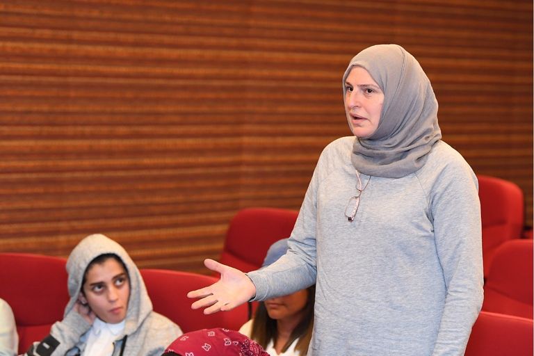 المحاضرة الآسيوية حورية الطاهري