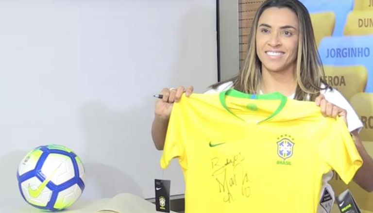 مارتا فييرا لاعبة كرة القدم البرازيلية