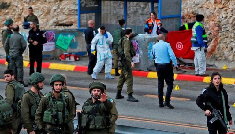 الشرطة الإسرائيلية في موقع إطلاق نار في الضفة الغربية