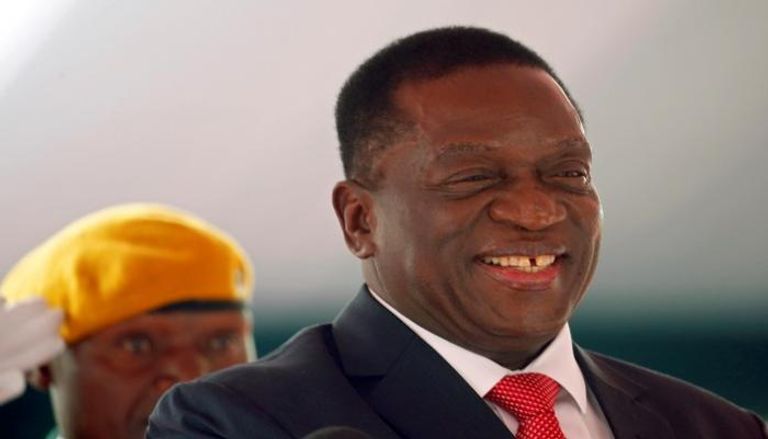 الرئيس الزيمبابوي إمرسون منانجاجو
