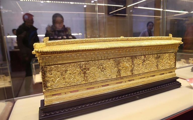 افتتاح معرض الصين الدولي للمجوهرات في نسخته الـ19