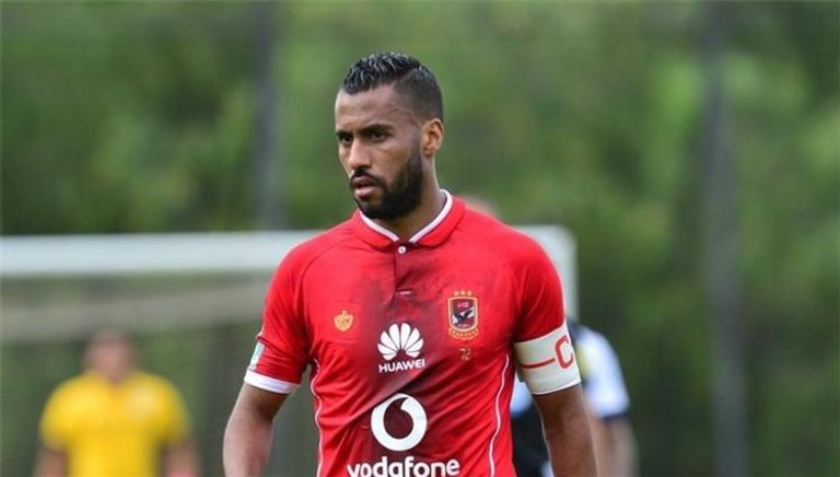 حسام عاشور لاعب الأهلي المصري وليد أزارو مهاجم الأهلي المصري