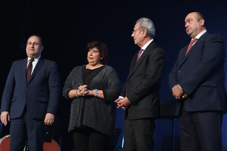 بالصور .. تكريم وعد وطلال مداح في مهرجان الإسكندرية الدولي للأغنية