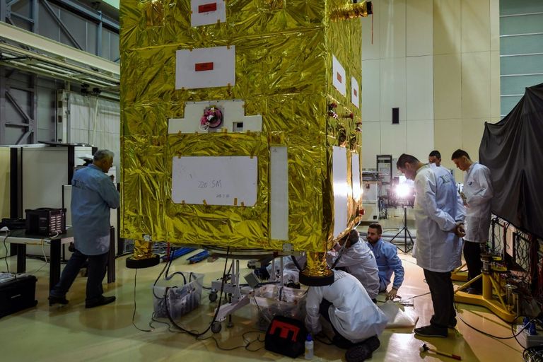 الأقمار الاصطناعية تواجه عمليات قطع الأشجار في الأمازون