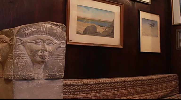 حكايات وأساطير تكشف سر جاذبية "بيت الكريتلية"