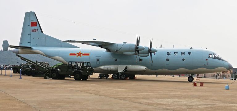 طائرة الرعاية الطبية من طراز "Y-9" - صورة أرشيفية