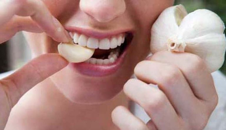 فوائد الثوم للمعدة والقولون فوائد الثوم للصحة متعددة