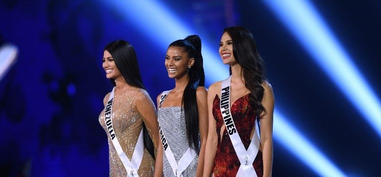 تتويج الفلبينية كاتريونا جراي بلقب ملكة جمال الكون