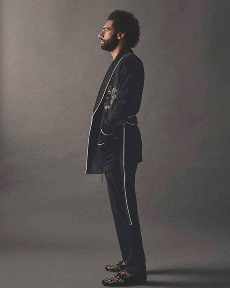 لاعب كرة القدم محمد صلاح