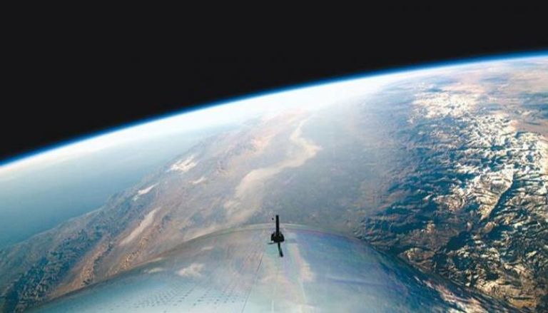 لقطة من الرحلة الفضائية الأولى لفيرجن جالاكتيك