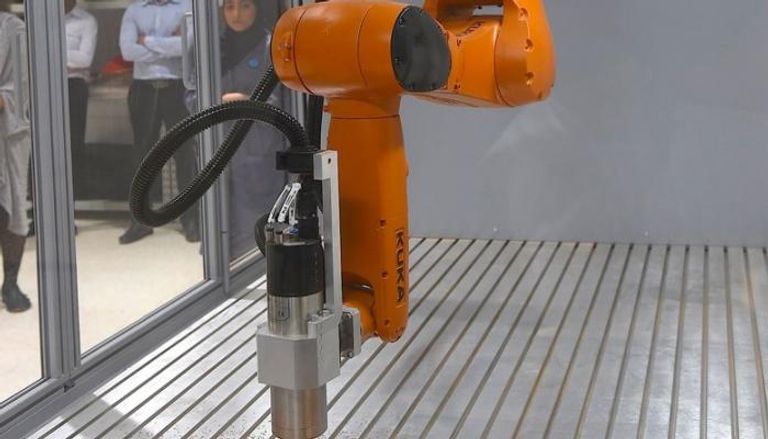 مختبر روبوتي للتصنيع المتقدم في جامعة زايد