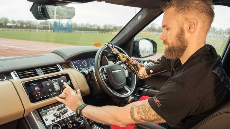 يسهل النظام الجديد على أصحاب الهمم فتح الأبواب تلقائيا