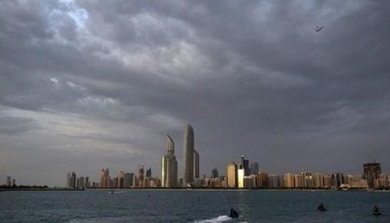 أبوظبي عاصمة دولة الإمارات العربية المتحدة 