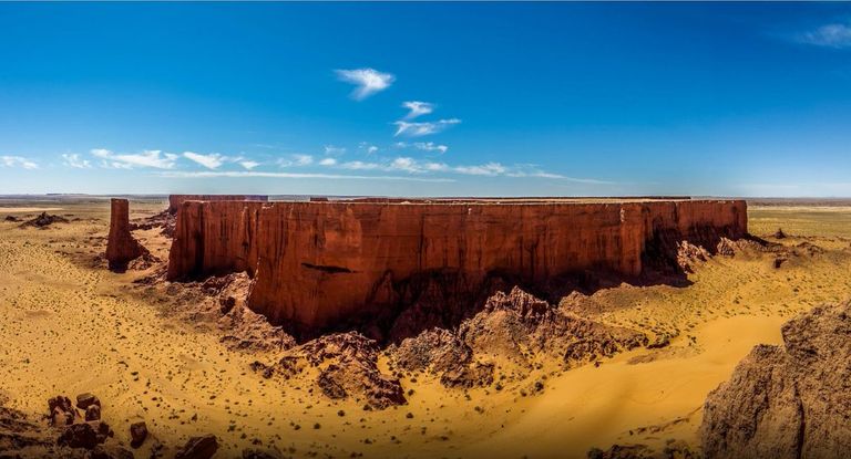 مكان إقامة المدينة السينمائية مدخل المدينة السينمائية "بريزينة" في الجزائر