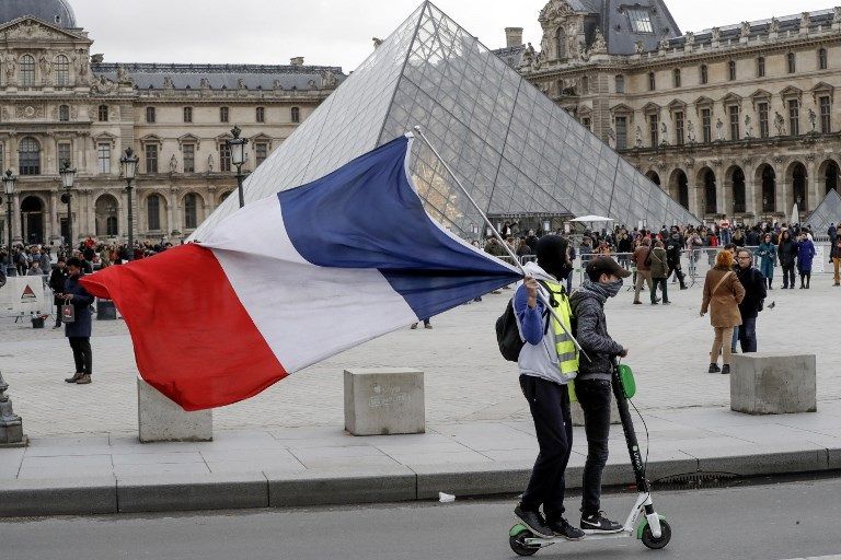 انطلاق "الفصل السادس" من احتجاجات السترات الصفراء انطلاق "الفصل السادس" من احتجاجات السترات الصفراء - أ.ف.ب