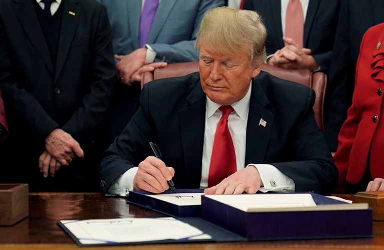 رئيس مجلس الاحتياطي الاتحادي جيروم باول - رويترز