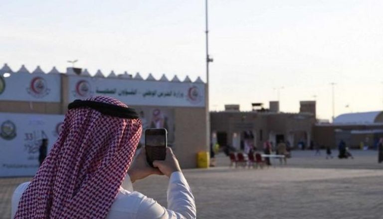 التراث السعودي يجذب عدسات كاميرات الزوار بالجنادرية الـ33