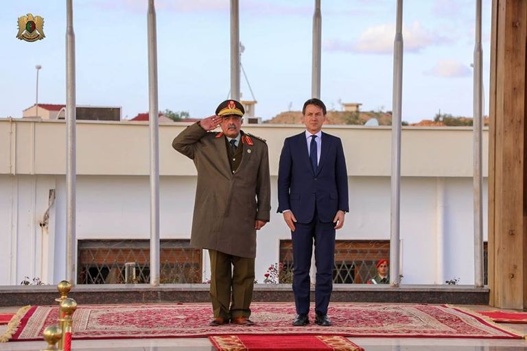 جانب من لقاء حفتر ورئيس الوزراء الإيطالي