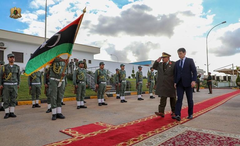 جانب من لقاء حفتر ورئيس الوزراء الإيطالي