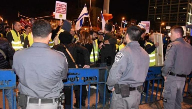 مظاهرة ليلية للسترات الصفراء في إسرائيل