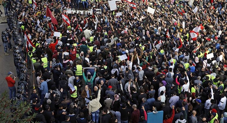 الاحتجاجات اللبنانية - رويترز