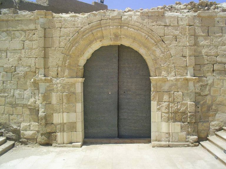 وزارة الآثار المصرية تستعد لتطوير قلعة القصير بالبحر الأحمر