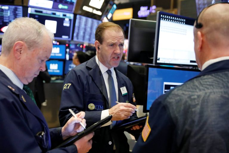 تراجع جماعي للأسهم الأمريكية