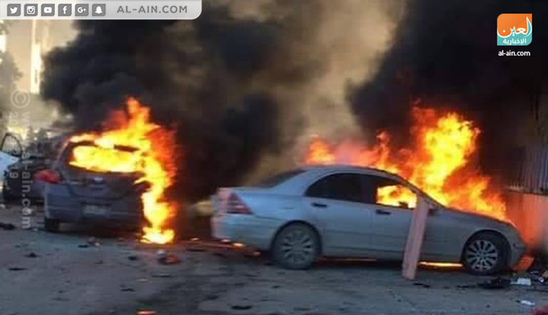 أعمدة الدخان تتصاعد من مقر وزارة الخارجية الليبية